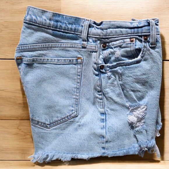 ABERCROMBIE & FITCH ( 6 ) Light Denim Mom Shorts High Rise Curve Love - Picture 3 of 7